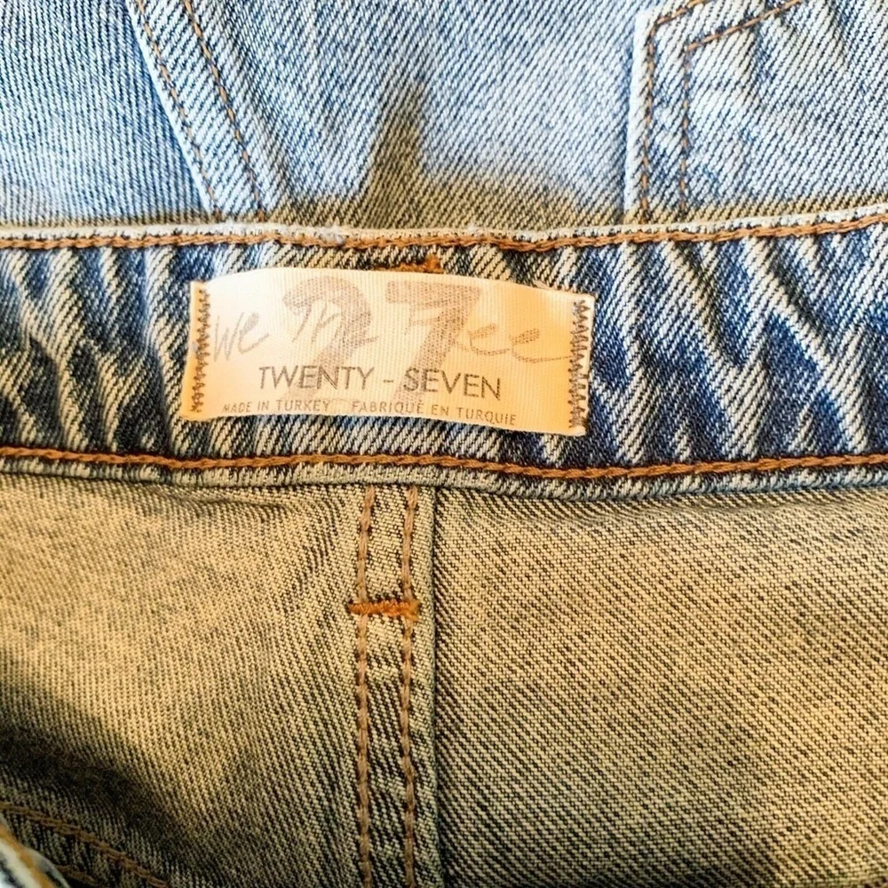 We the Free Dakota Straight Leg Jeans Size 27 - Picture 4 of 6